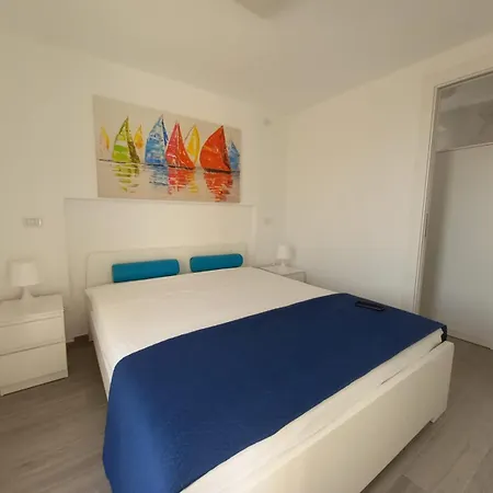 Aura - Orizzonte Turismo *